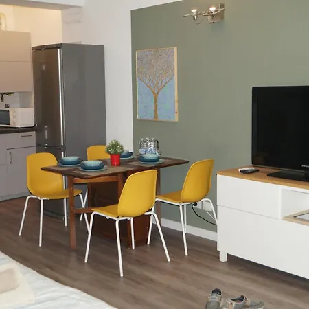 Daire Navigli-darsena In The Heart Of The *